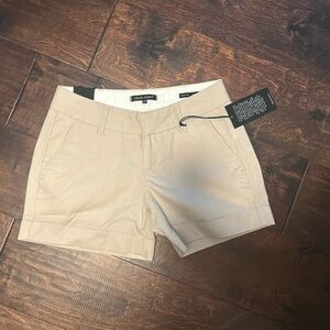 Khaki dear Jon shorts new with tag